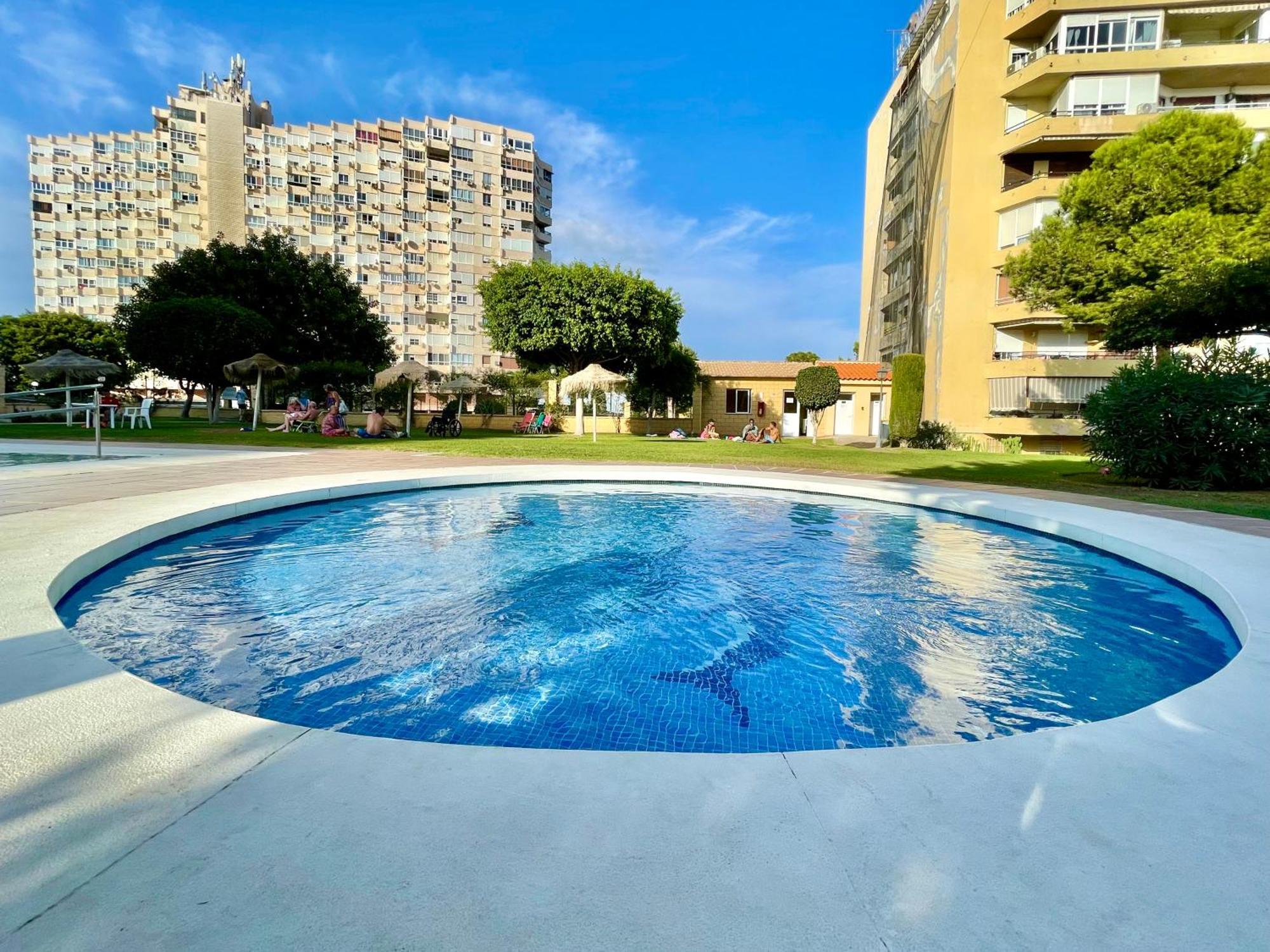 Lafrenchtouch - Moderno Y Acogedor Estudio Vista Mar Apartment Torremolinos